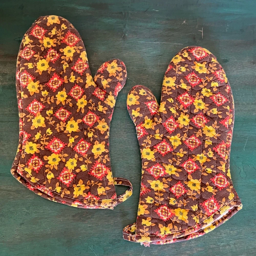 Set of 2 | VTG Retro | Oven Mits Gloves